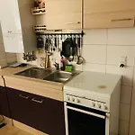 2-zimmer I Center I Fruehstueck I Wifi I Smart Tv I Cozy I דירה