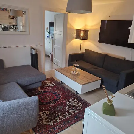 דירה 2-zimmer I Center I Fruehstueck I Wifi I Smart Tv I Cozy I *